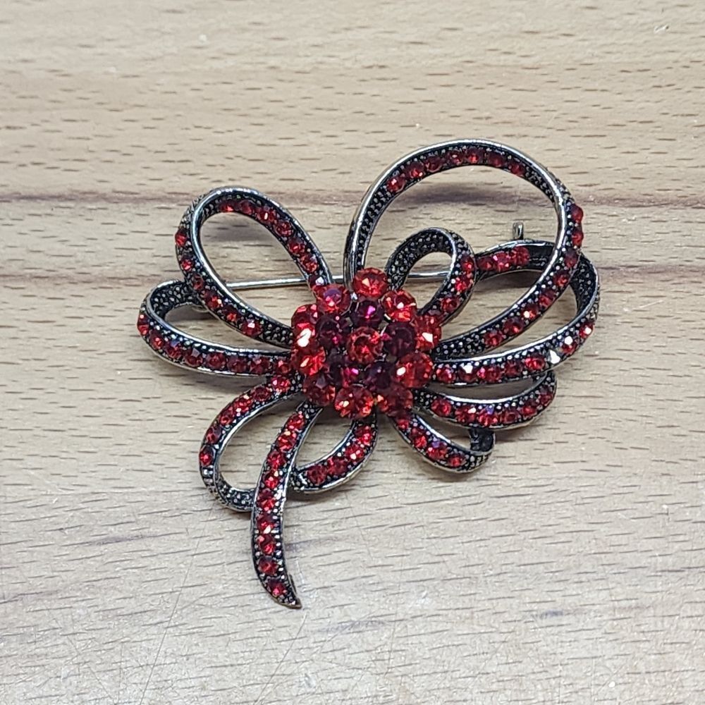 Vintage Red Rhinestone & Silver Ribbon Brooch